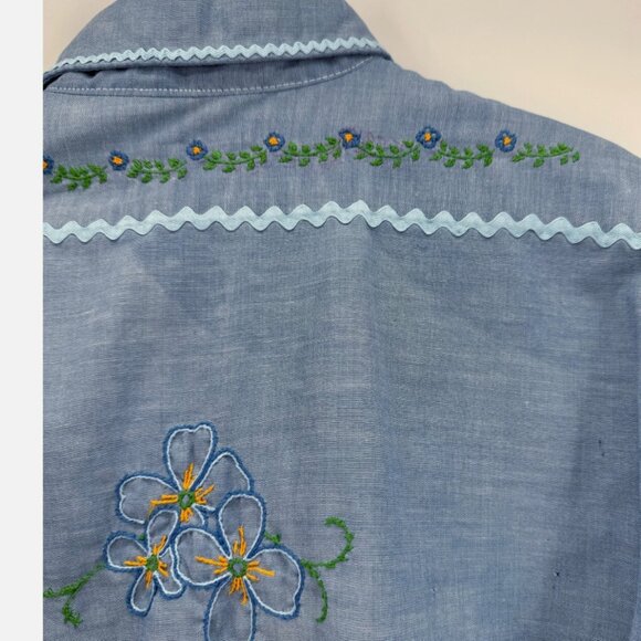 Montgomery Ward Chambray Embroidered Shirt M - Picture 3 of 8